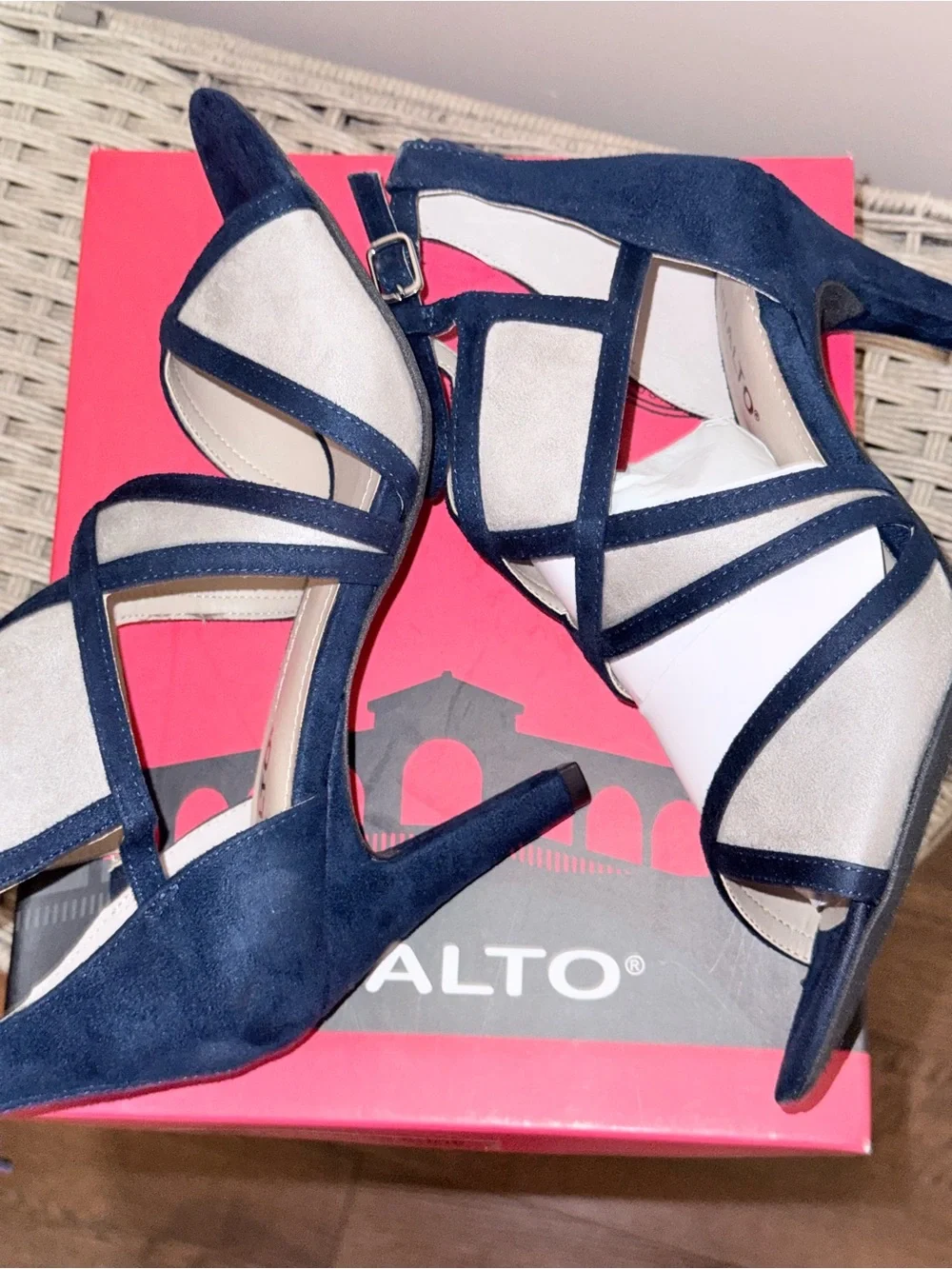 Rialto Navy and Gray Crisscross Suede Heels BRAND NEW SZ9